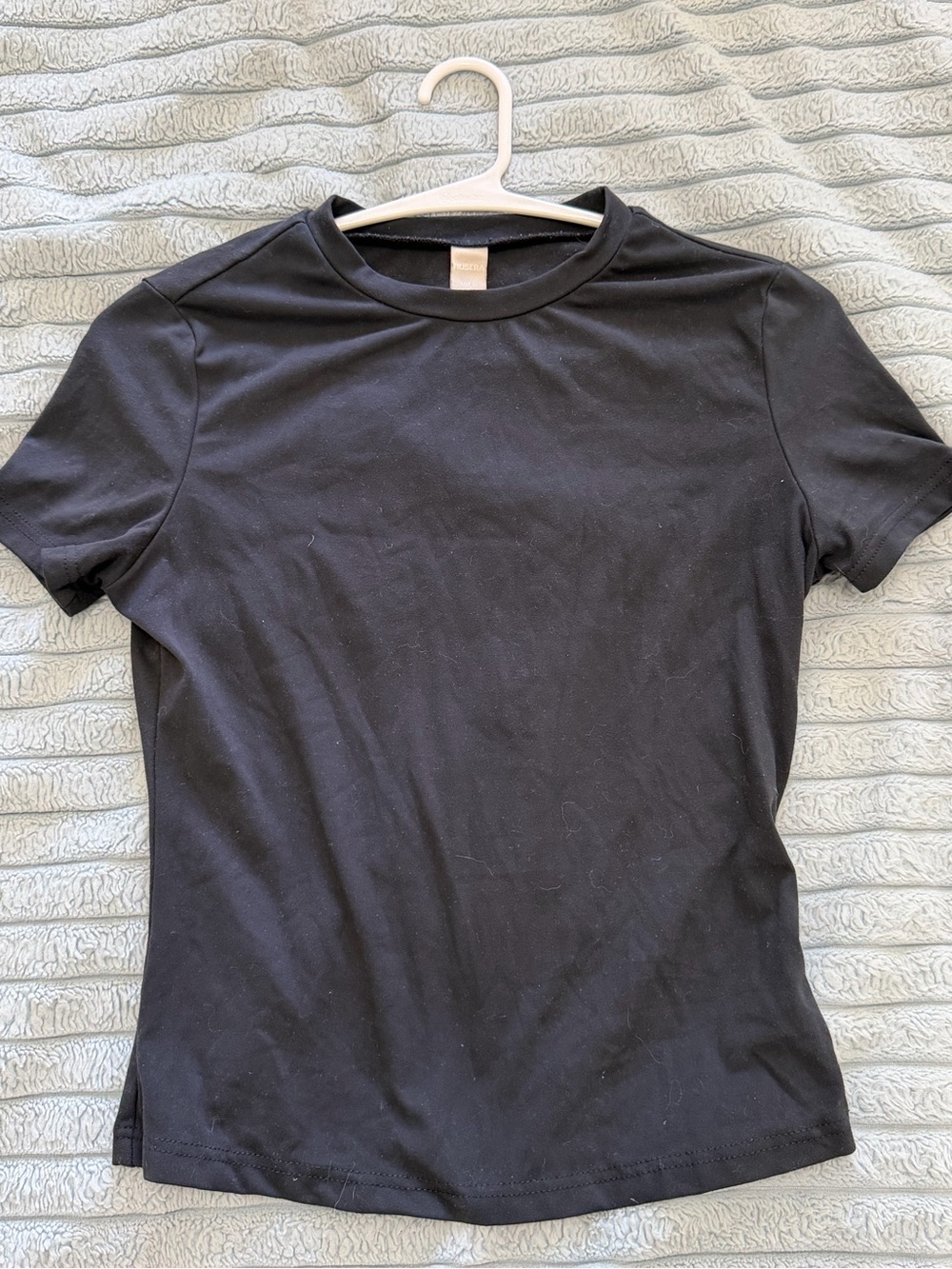 Musera Black Crewneck T-Shirt